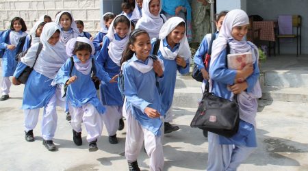 Girls-at-school-in-Abbottabad-Pakistan